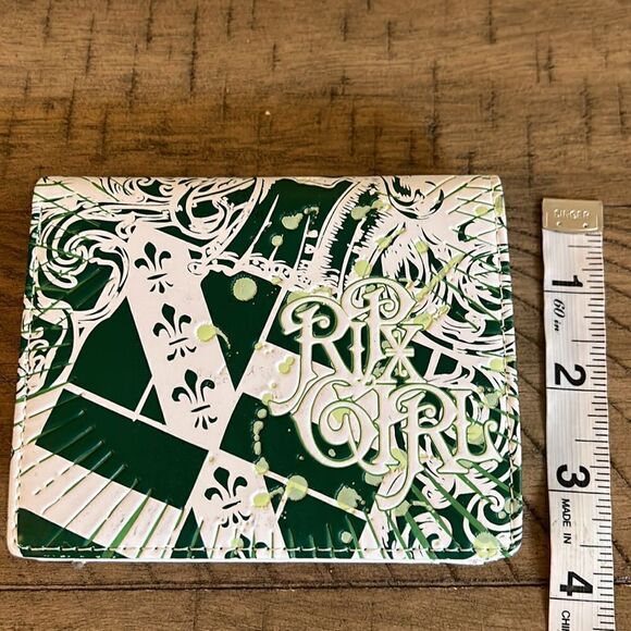 RipXGirl🏄🏻♀️ Florentine Waves🌊 Lightweight EasytoCarry Vegan🌱Wallet DL … - Picture 13 of 17